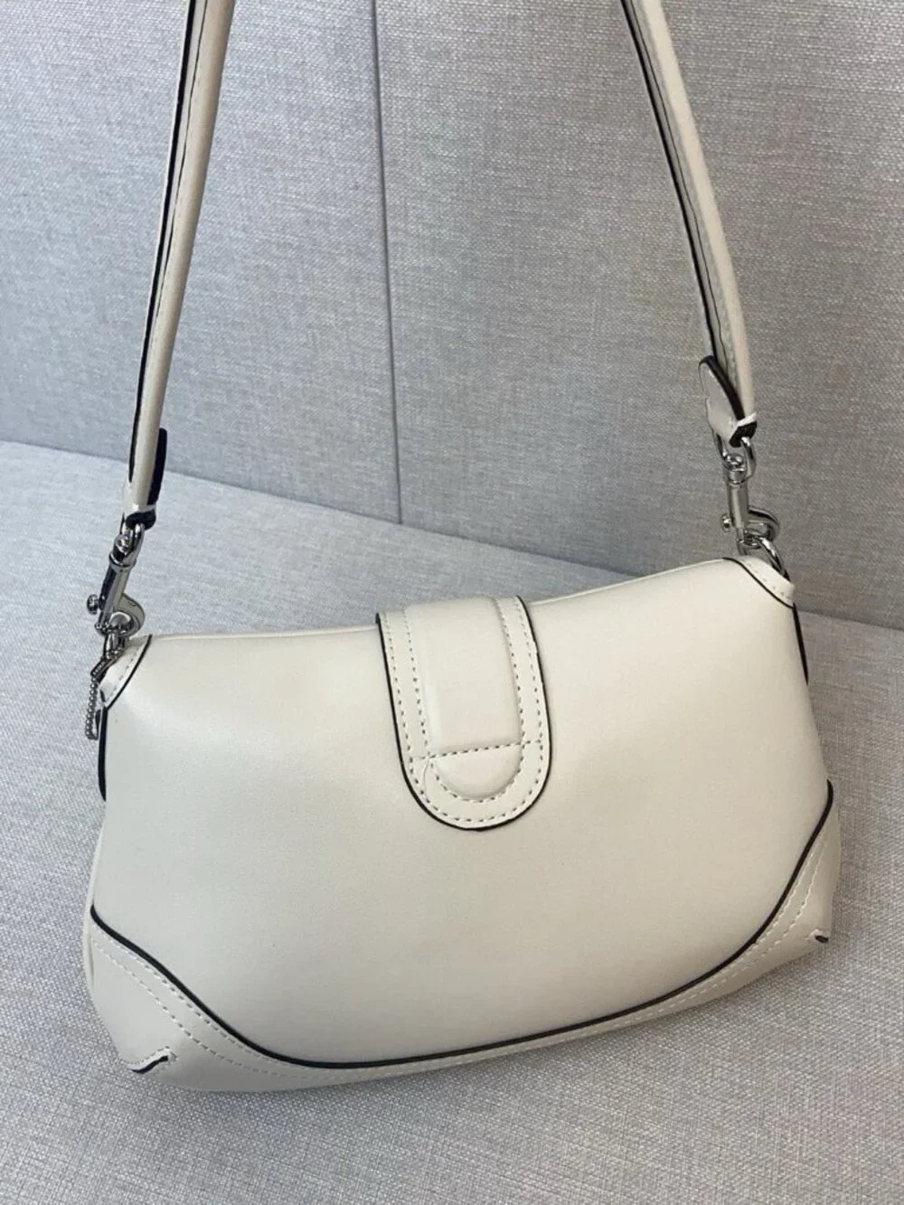 COACH The Soho Flap Off White Smooth Leather Shoulder Bag - Picture 3 of 9